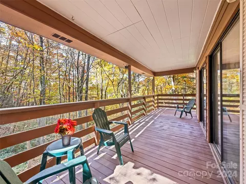 608 Seasons Dr, Clyde, NC 28721 photo 14