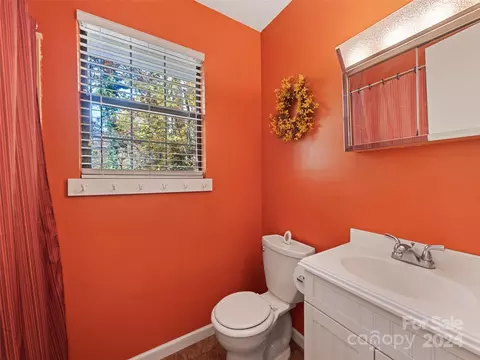 608 Seasons Dr, Clyde, NC 28721 photo 29