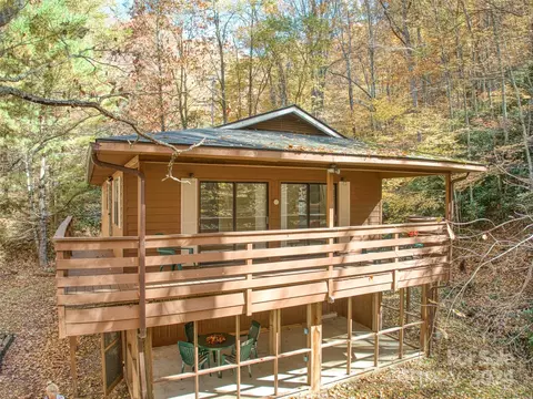 608 Seasons Dr, Clyde, NC 28721 photo 7