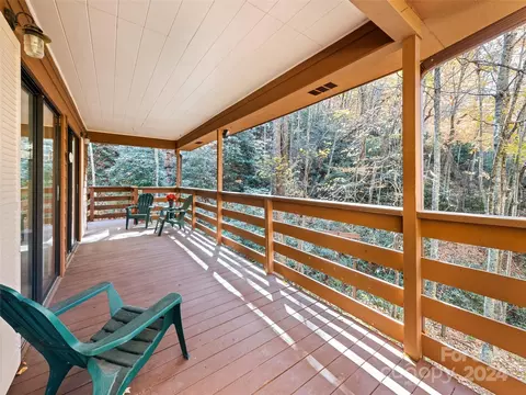 608 Seasons Dr, Clyde, NC 28721 photo 13