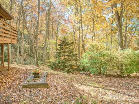 608 Seasons Dr, Clyde, NC 28721 photo 16