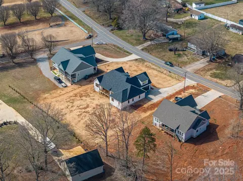 View/Area - 229 Golf Course Rd, Maiden, NC 28650 photo 2 of 2