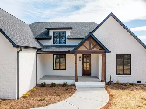 Exterior - 229 Golf Course Rd, Maiden, NC 28650 photo 4 of 11