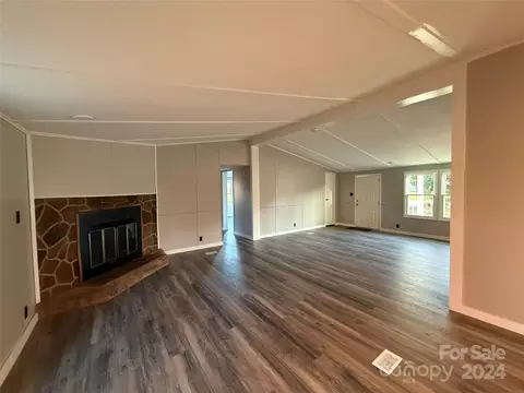 4580 Mcalpine Ave, Morganton, NC 28655 photo 4