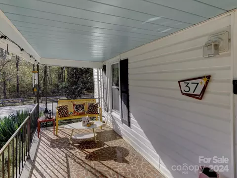 Exterior - 37 3rd St, Cramerton, NC 28032 photo 3 of 5