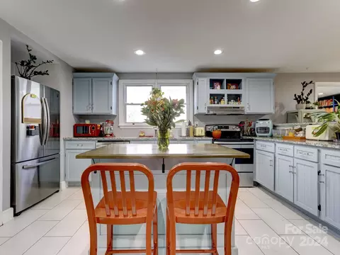 Kitchen - 37 3rd St, Cramerton, NC 28032 photo 3 of 3