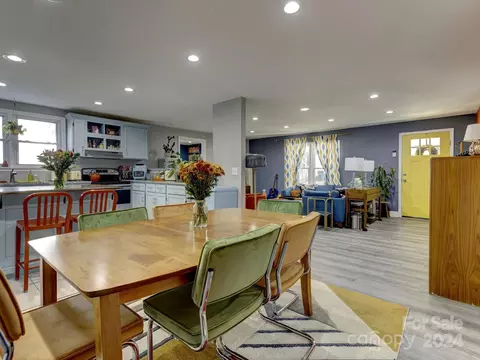 Dining - 37 3rd St, Cramerton, NC 28032 photo 4 of 5