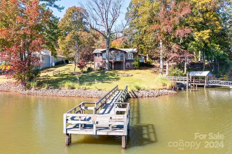 7320 Windy Pine Cir, Denver, NC 28037