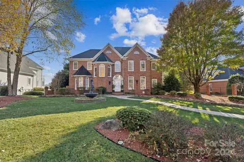 147 Aviara Dr, Advance, NC 27006