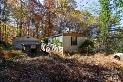 84 Mountain View Ests, Leicester, NC 28748