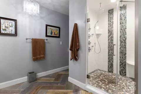 Bath - 150 Overlook Dr, Flat Rock, NC 28731 photo 1 of 7
