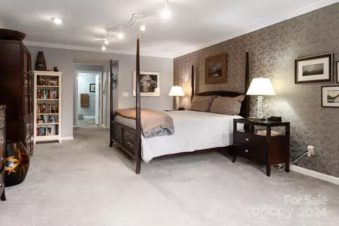 Bedroom - 150 Overlook Dr, Flat Rock, NC 28731 photo 2 of 6