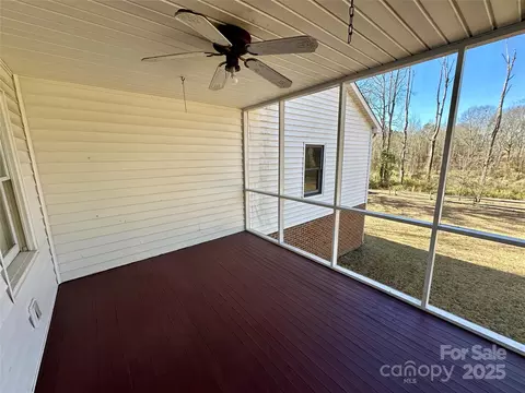 512 S Elm St, Pageland, SC 29728 photo 5