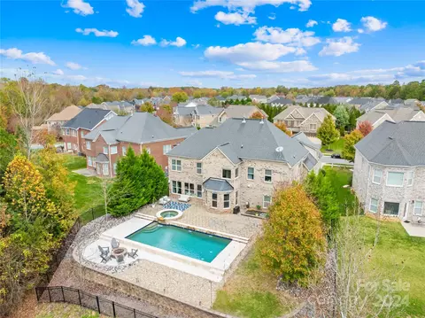 8508 Fairgreen Ave, Waxhaw, NC 28173