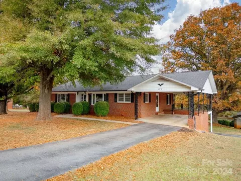 177 Country View Rd, Statesville, NC 28625