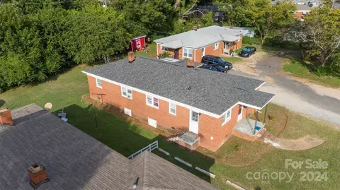 1313 Commercial Ave, Charlotte, NC 28205