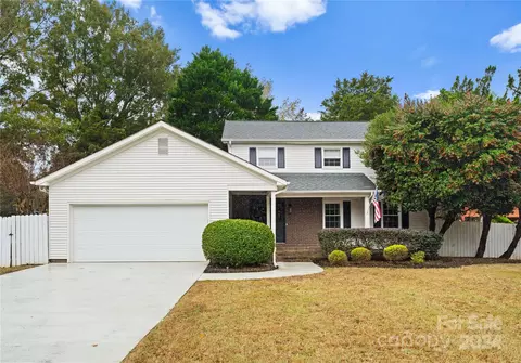 7419 Quail Ridge Dr, Charlotte, NC 28226