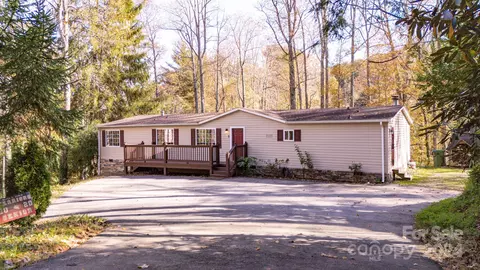 7 Antebellum Dr, Asheville, NC 28806