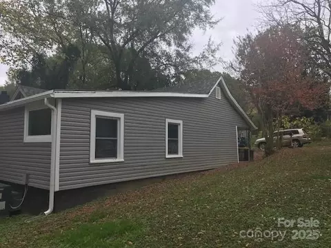 605 N Mcfarland N St N, Gastonia, NC 28054