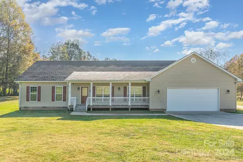 150 Morrison Creek Rd, Statesville, NC 28625