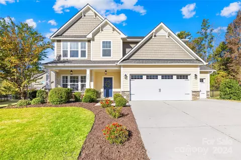 3541 Arnica Ct, Tega Cay, SC 29708