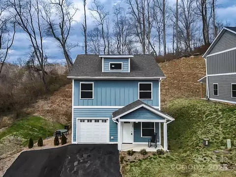 104 Northbend Dr, Asheville, NC 28804