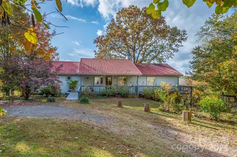 710 Smith Waldrop Rd, Columbus, NC 28722