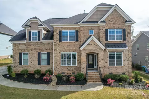 10881 Greenvale Dr, Harrisburg, NC 28075