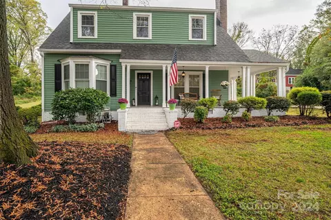 512 S South St, Gastonia, NC 28052
