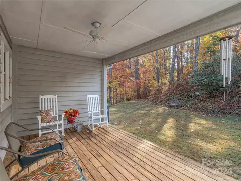717 Redfield Dr, Clyde, NC 28721 photo 7