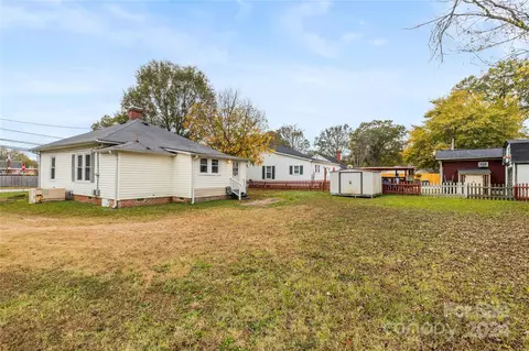 Exterior - 407 E D St, Kannapolis, NC 28083 photo 5 of 5