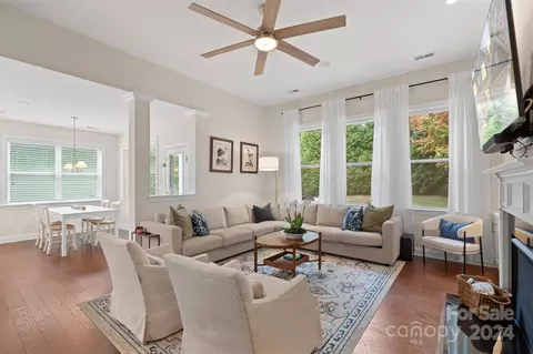 Living - 17147 Lake Path Dr, Cornelius, NC 28031 photo 2 of 2