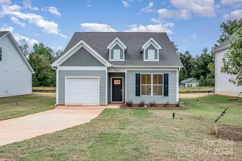 744 Brown 3 St #3, Lexington, NC 27292