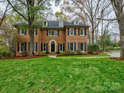 8005 Maremont Ct, Charlotte, NC 28270