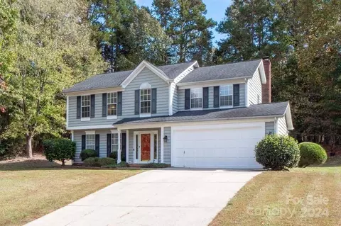 14628 Buckton Ln, Matthews, NC 28105