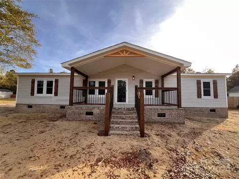 78 Central Place Ln, Pageland, SC 29728