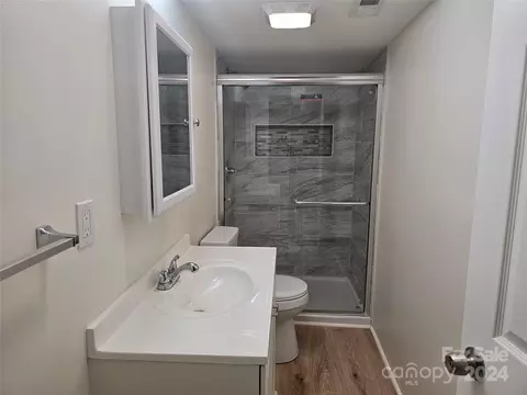 Bath - 143 Ranson Rd, Lancaster, SC 29720 photo 1 of 3