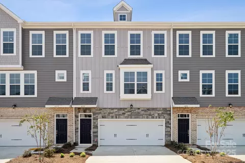 4375 Reed Creek Dr, Sherrills Ford, NC 28673
