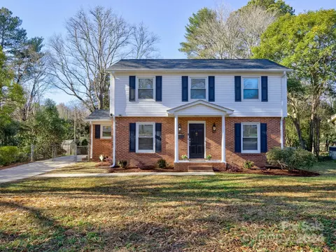 4614 Halstead Dr, Charlotte, NC 28209