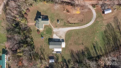 78 Old Linville Rd, Marion, NC 28752