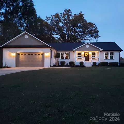 4915 Christopher Run Dr, Monroe, NC 28112