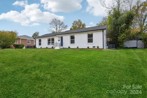3738 Havenwood Rd, Charlotte, NC 28205