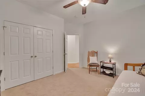 Bedroom - 8081 Summit Ridge Dr, Catawba, NC 28609 photo 4 of 6