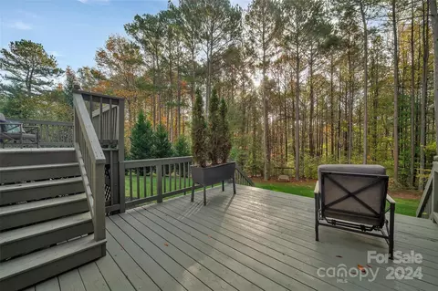 Exterior - 8081 Summit Ridge Dr, Catawba, NC 28609 photo 2 of 4