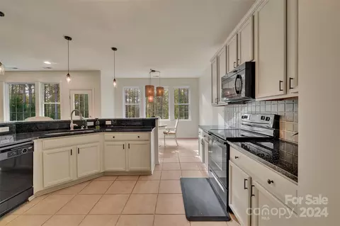 Kitchen - 8081 Summit Ridge Dr, Catawba, NC 28609 photo 1 of 2