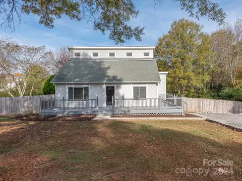 1900 Fieldridge Ln, Monroe, NC 28110