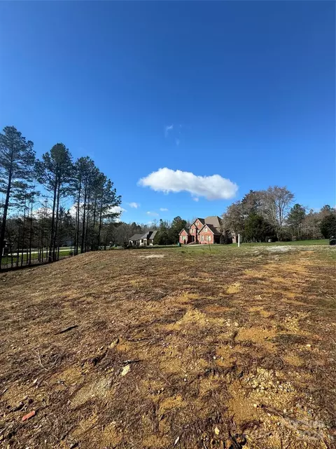 10419 Annie Oakley Trl, Charlotte, NC 28227