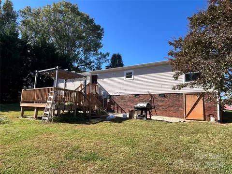 3348 Falling Creek Rd, Hickory, NC 28601 photo 16