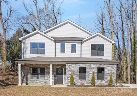 8001 Willhill Rd, Charlotte, NC 28227