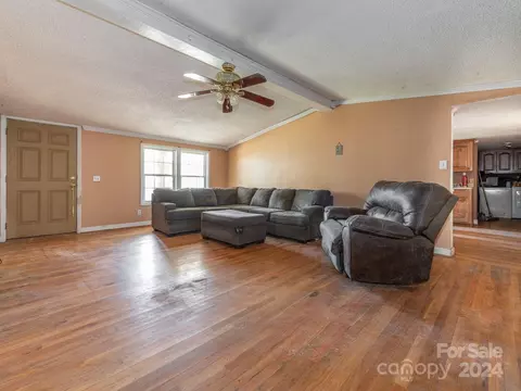 2436 Beckham Ln, Lancaster, SC 29720 photo 2